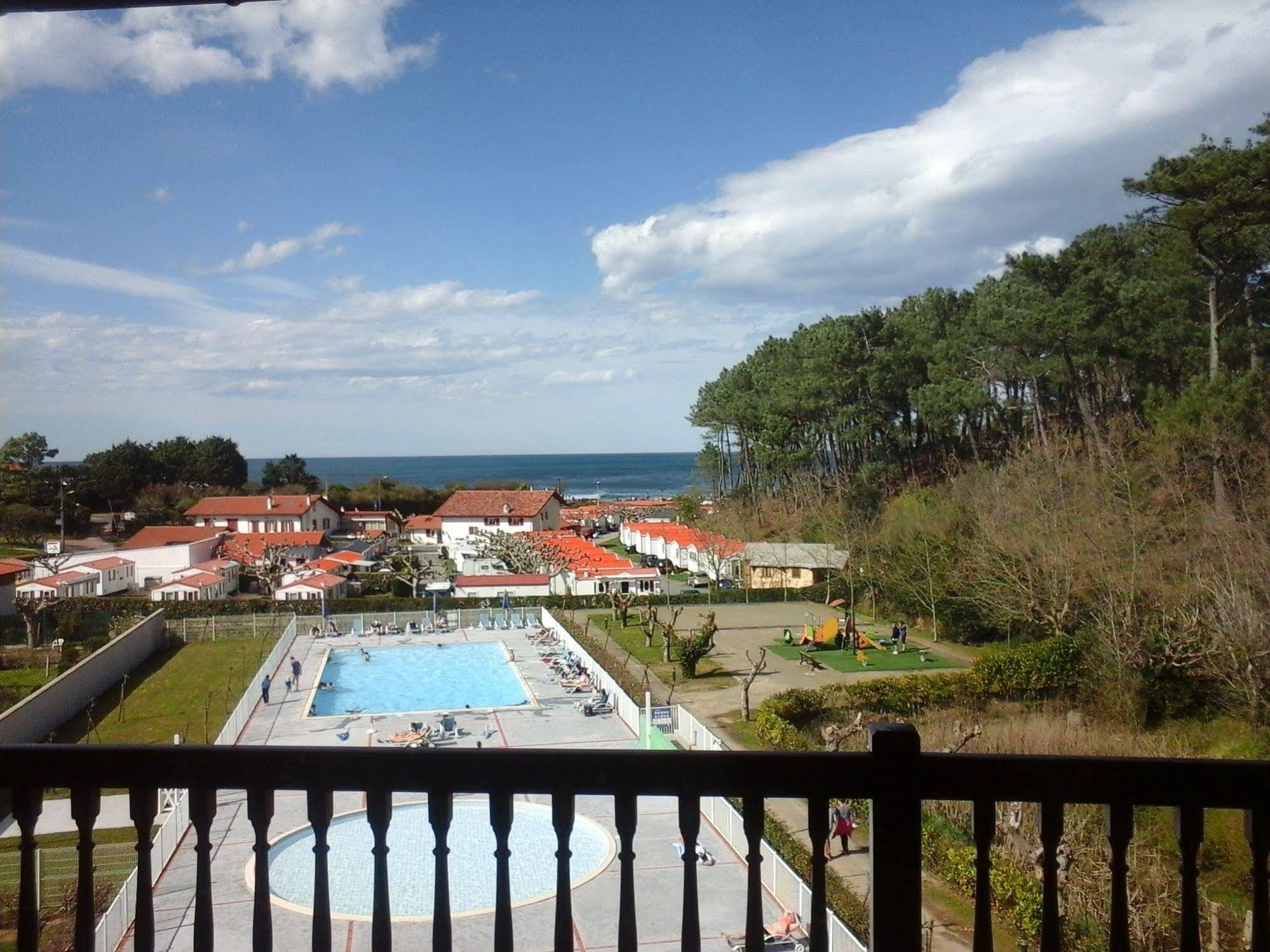 Hotel Prestige Odalys Erromardie Saint-Jean-de-Luz Exterior photo